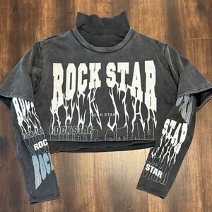 AKIRA Black Rock Star Crop Long Sleeve Tee 2 pieces